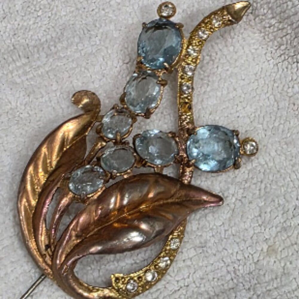 VINTAGE BROOCH